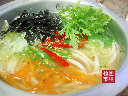 韓国市場 鍋うどん