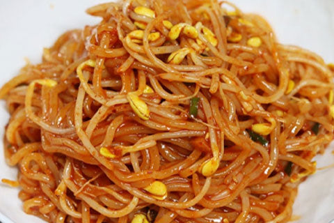 【人気の韓国レシピ】大豆もやしチョル麺の作り方