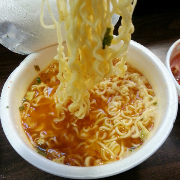 【農心】キムチカップラーメン86g